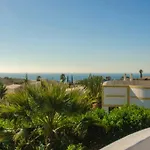 Spacious 3 Bedroom With Pool Vakantiehuis *