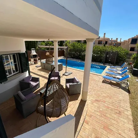 Spacious 3 Bedroom With Pool * Praia Da Luz